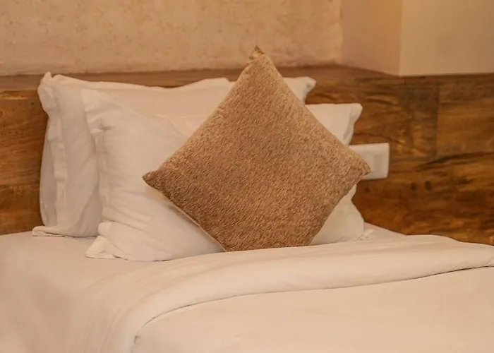 Hotel Bhrikuti Tara 3*