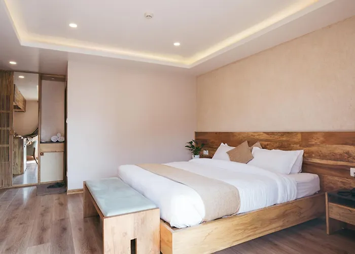 Hotel Bhrikuti Tara 3*