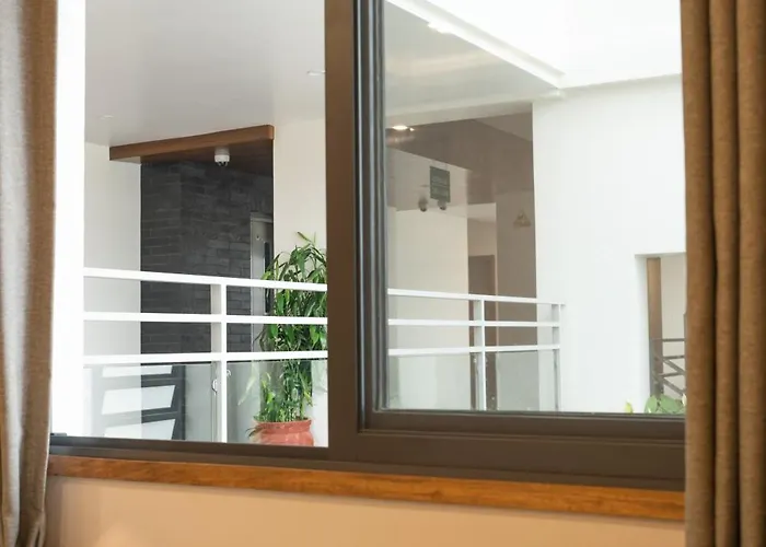 Hotel Bhrikuti Tara 3*
