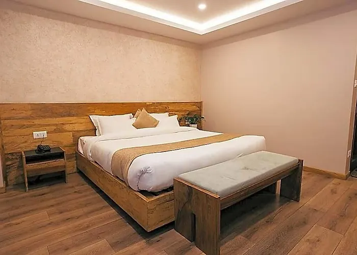 Bhrikuti Tara 3*